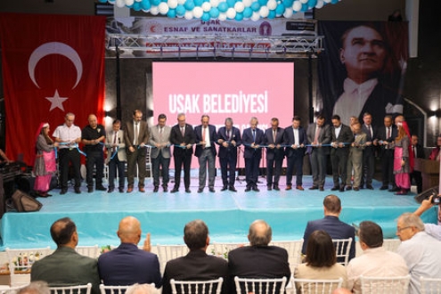 SÖZÜ VERİLEN TİCARET MERKEZİ UŞAKLILARLA BULUŞTU