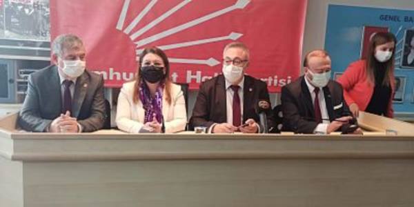 CHP Genel Başkan Yardımcısı Gülizar Biçer Karaca Uşak'ta Partililer İle Bir Araya Geldi...