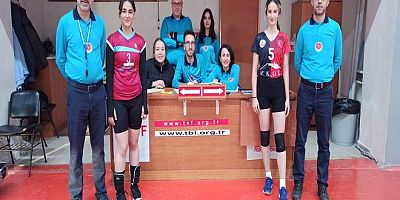 GENÇ BAYANLARDA GÜLEN TARAF ALKA SPOR OLDU