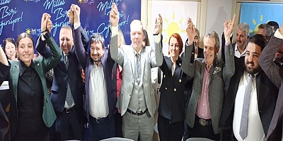 MUHAMMET GÜR İYİ PARTİ'DEN ADAY ADAYLIĞINI AÇIKLADI.