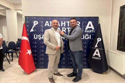 Anahtar Parti Eşme İlçe Başkanlığına Serkan Erol Atandı