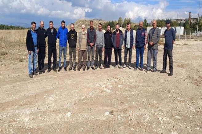 Bireylül Karma Sanayi Kooperatifi'nde Esnaf Ümidi Kesti Arpa Buğday Ekiyor 