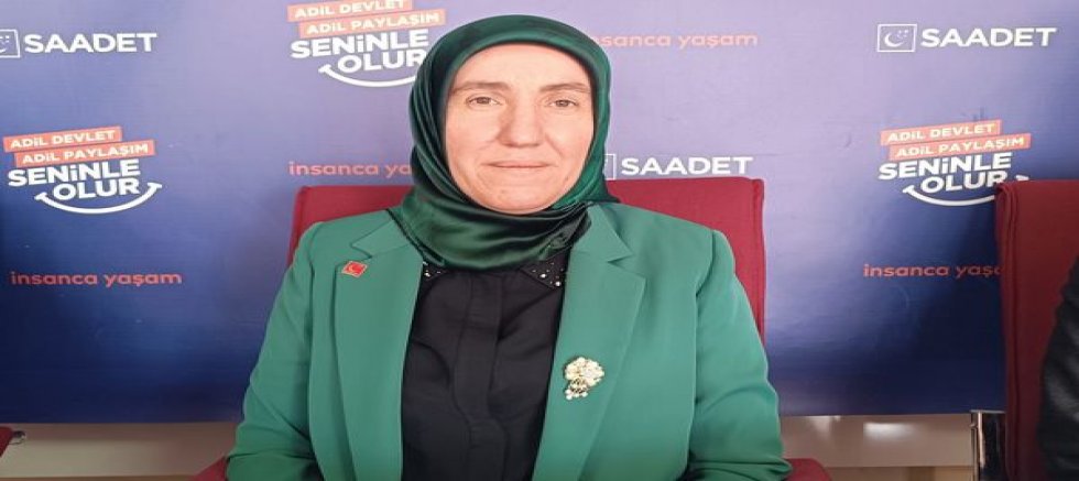 Saadet Partisi Kadın Kolları Genel Başkanı Ekinci Uşak’ta Konuştu