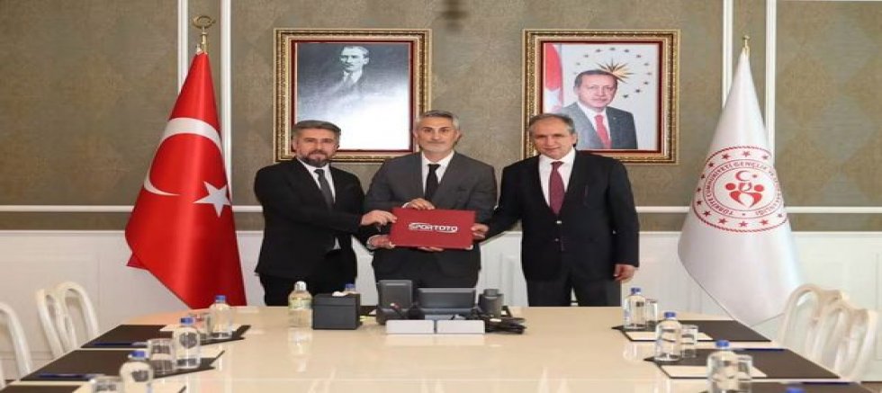 AK Parti Uşak Milletvekili İsmail Güneş: 