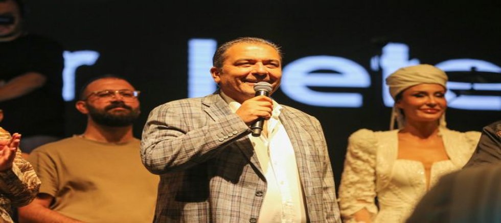 Eşme Belediye Başkanı Tozan gözaltında!