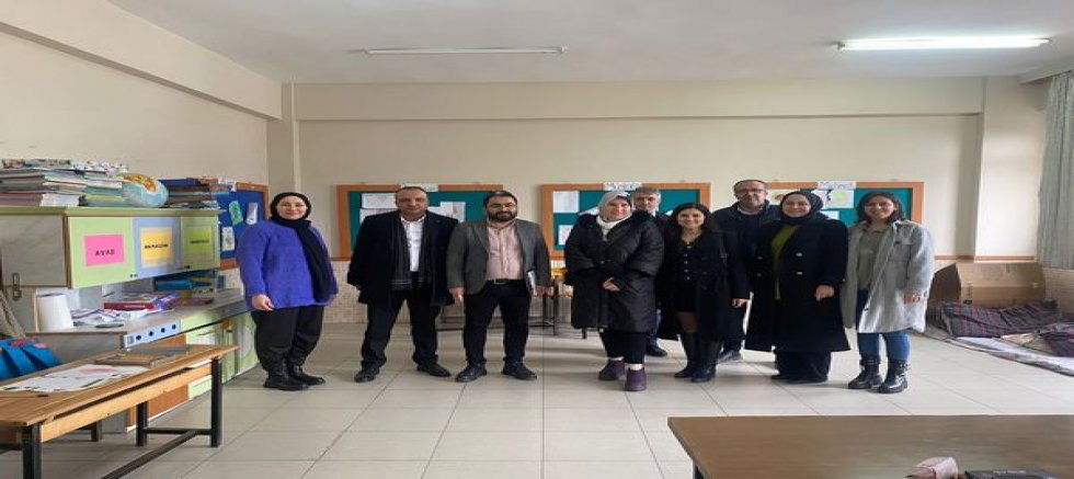 Kent Konseyi Engelliler Meclisi'nden Muharremşah Ortaokuluna Ziyaret