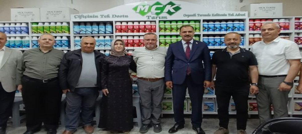 MANİSA DEMİRCİ’DE MÇK TARIM ANA BAYİİ GÖRKEMLİ BİR TÖRENLE AÇILDI