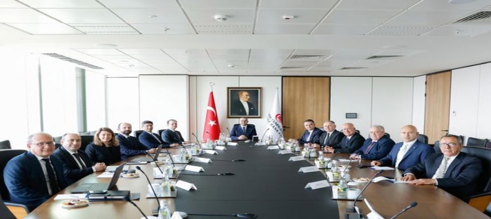 Uşak Heyetinden Merkez Bankası Başkanı Fatih Karahan’a Ziyaret