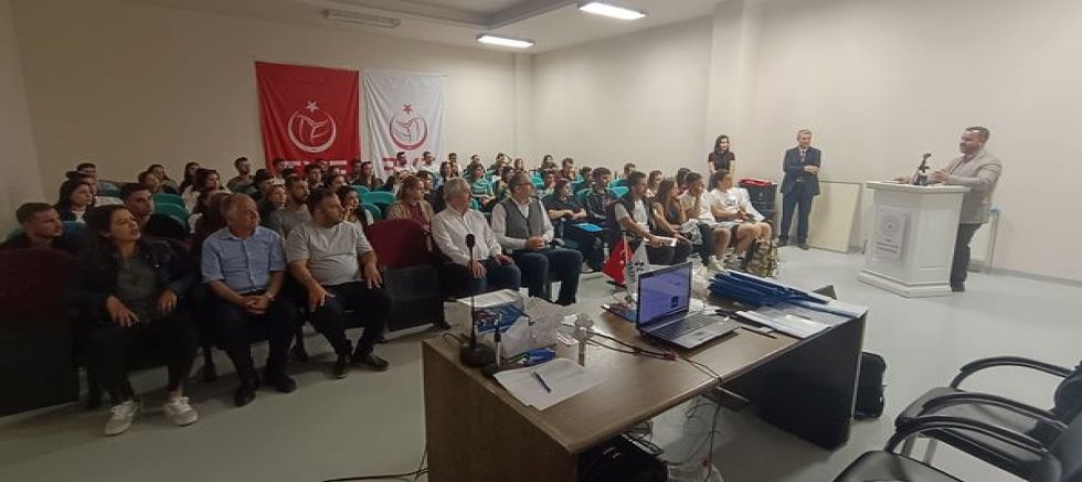 Uşak’ta 60 Yeni Voleybol Hakemi  Düdük Çalacak