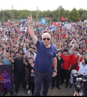  Zafer Partisi Genel Başkanı Ümit Özdağ'dan Gençlere Yönelik Dikkat Çeken Vaatler: 