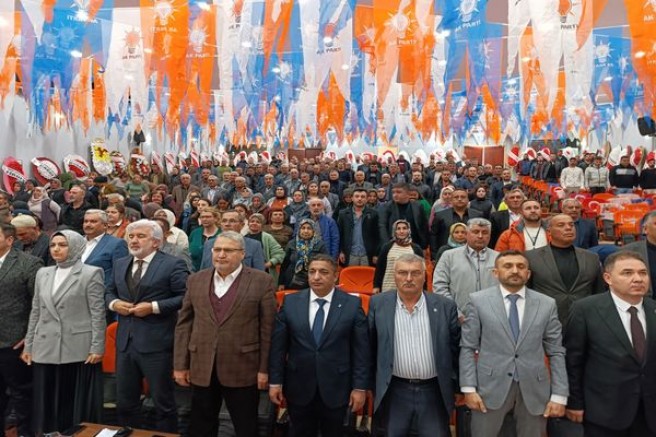 Manisa Köprübaşı Ak Parti de Yeni Başkan Hasan Hüseyin UYSAL.  