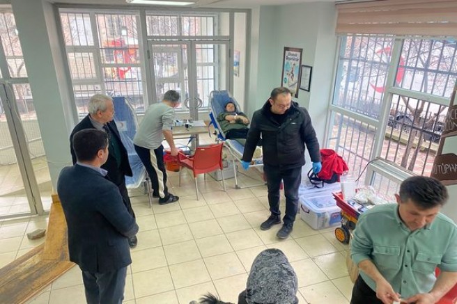 RAGIP SOSYAL ÇOCUK KÜTÜPHANESİNDE KAN BAĞIŞI ÇALIŞMASI GERÇEKLEŞTİRİLDİ