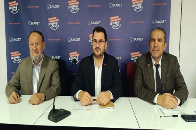  Saadet Partisi Uşak İl Divan Toplantısı’nda Sert Mesaj: “Yeni Bir Dünya Kurmak Zorunludur”