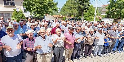 GEDİZ YEŞİLÇAY KÖYÜNDE YAPILAN YAĞMUR DUASINA YOĞUN KATILIM OLDU