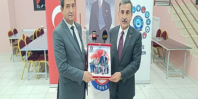 Kamu Sen Genel Başkanı Önder Kahveci İstişare Toplantısı için Uşak'a Geldi.