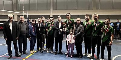 Karahallı’da Aile Yılı Voleybol Turnuvası Tamamlandı.