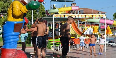 Serinlemek İsteyen O Tatil Köyüne Koştu