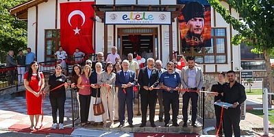 Uşak Belediyesi’nden Özel Bireylere “El Ele” Desteği