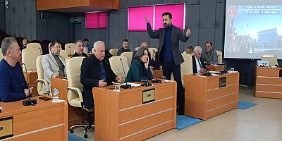 Uşak İl Genel Meeclisi’nde AKP ve CHP Arasında Sert Tartışma