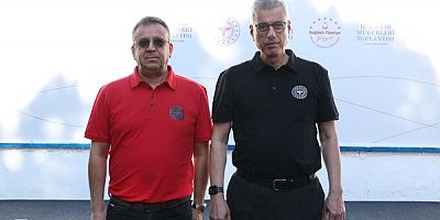 Uşak İl Sağlık Müdürü Tarık Acar, 81 İlin Sağlık Yöneticileriyle Bir Araya Geldi