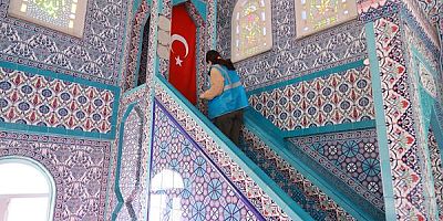 Uşak’ta Köy Camilerinde Temizlik Seferberliği