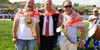 UŞAK’TA TARHANA FESTİVALİ KAPSAMINDA YAĞLI GÜREŞ HEYECANI