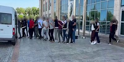 Uşak'ta Zehir Tacirlerine Büyük Darbe : 16 Tutuklama