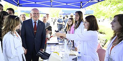 Uşak Üniversitesi Tam Akreditasyonla Tercih Günlerine Hazır!