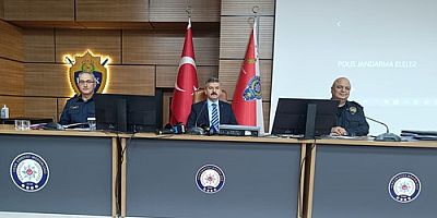 Uşak Valisi Dr.Turan Ergün 2023 Yılı Asayiş Bilgilendirmesi Yaptı.