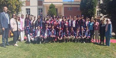 Vala Gedik Anadolu Lisesi’nde Muhteşem 2025  Mezuniyet  Programı.