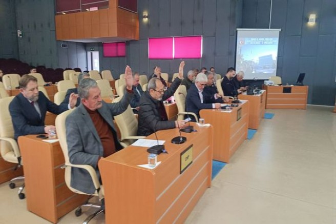 Uşak İl Genel Meclisi Fesh’mi Edilecek..?