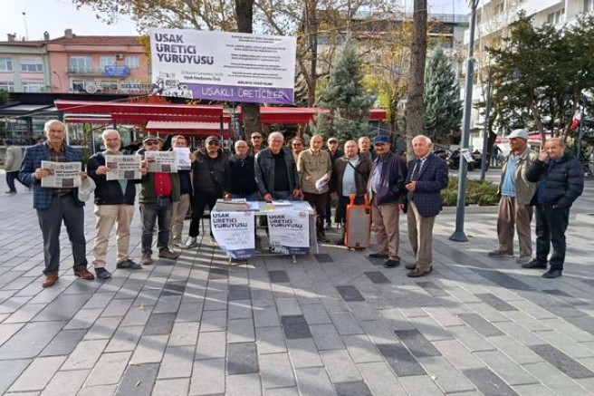 Uşak'lı Üretici Toprak Ekmek ve Su İçin Yürüyor. 