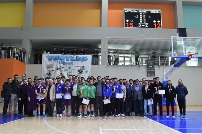 Uşak, YURTLİG Ege Erkek Voleybol Grup Müsabakalarına ev sahipliği yaptı